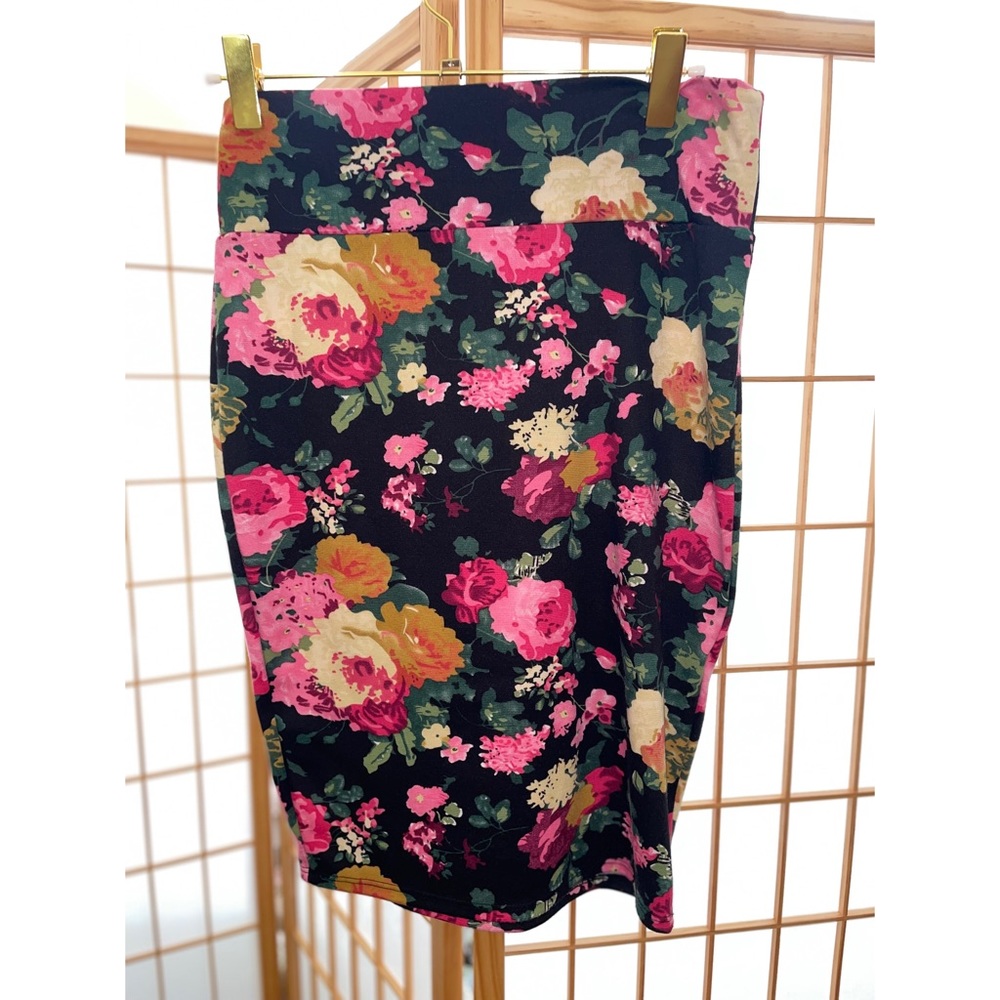 Women’s colorful floral Bodycon skirt above the knee, spring summer skirt